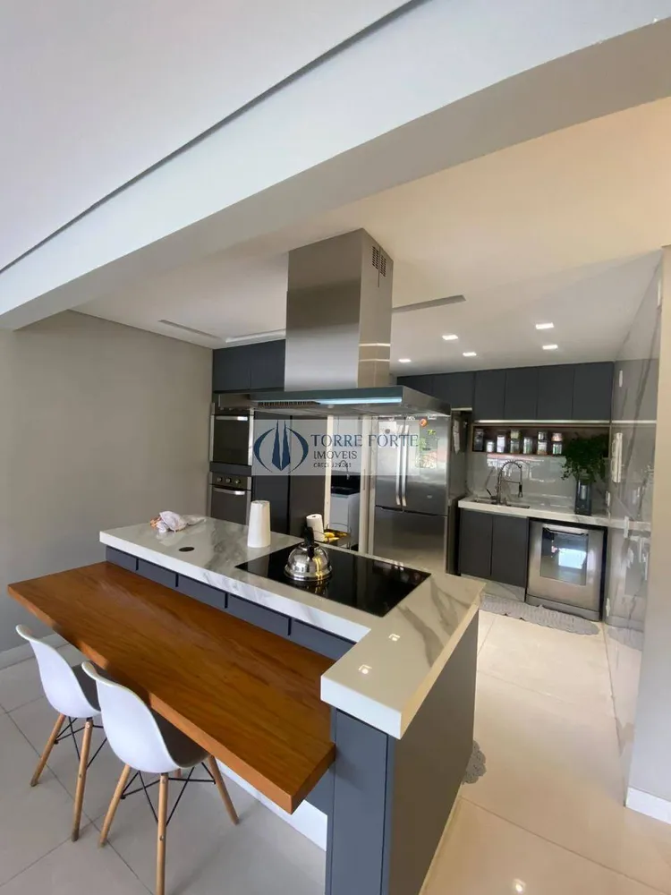 Apartamento, 3 quartos, 105 m² - Foto 2