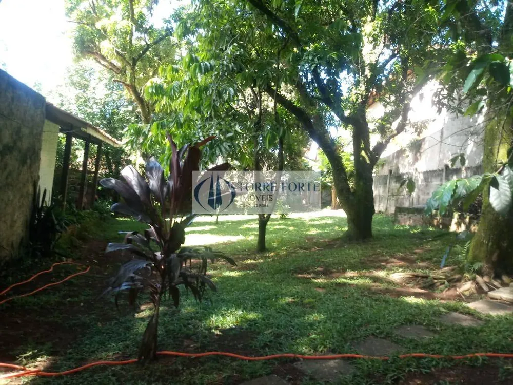 Casa, 5 quartos, 1224 m² - Foto 2