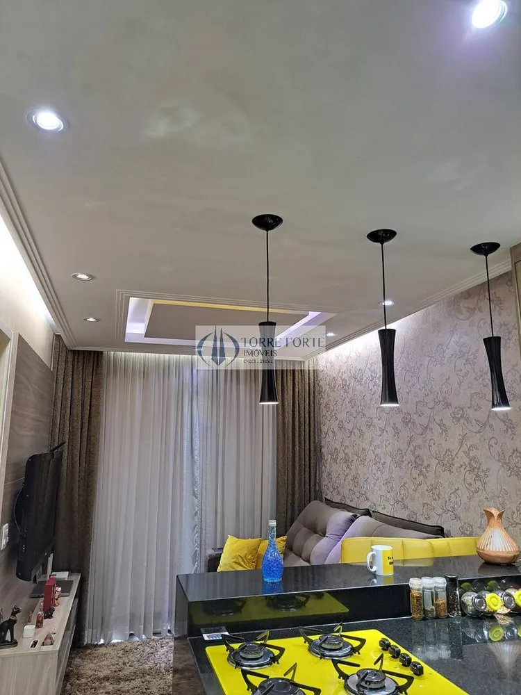 Apartamento, 1 quarto, 33 m² - Foto 1