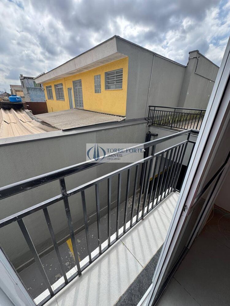 Apartamento à venda com 2 quartos, 40m² - Foto 3