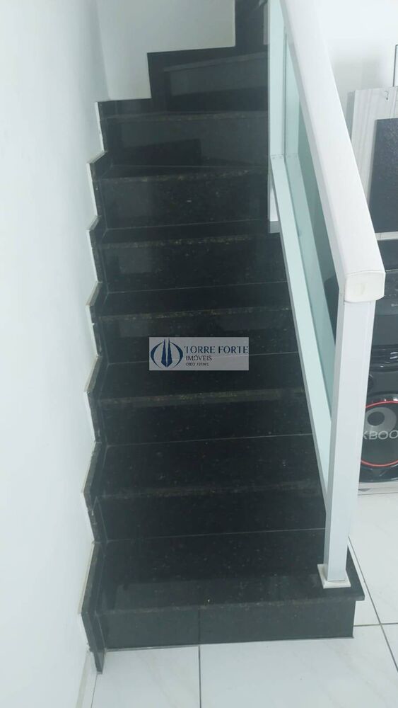 Casa, 2 quartos, 47 m² - Foto 3