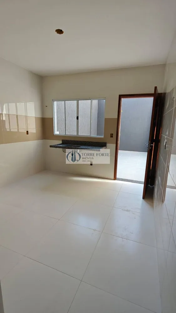 Casa, 2 quartos, 67 m² - Foto 1