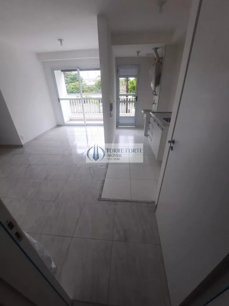 Apartamento à venda com 2 quartos, 66m² - Foto 1