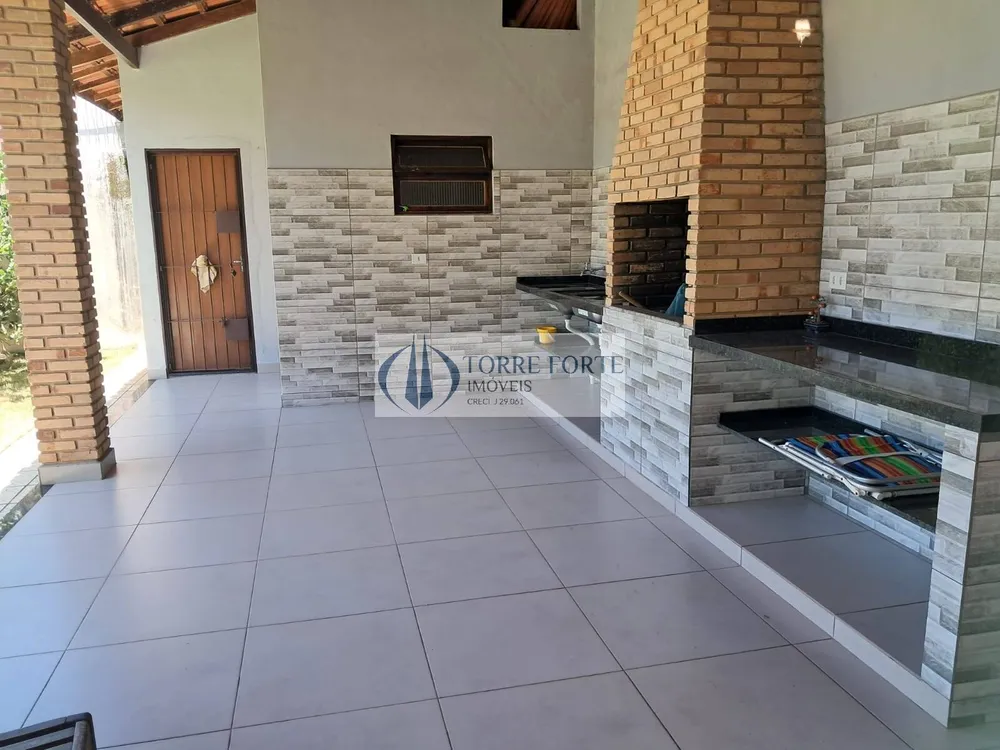 Casa, 4 quartos, 230 m² - Foto 1