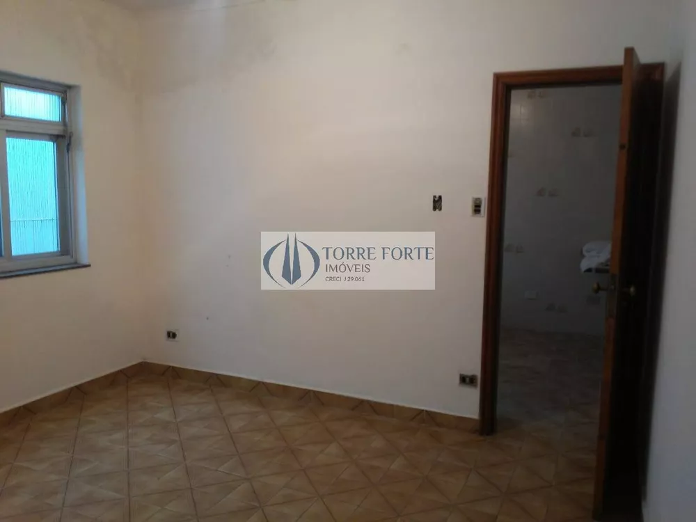 Sobrado à venda com 4 quartos, 220m² - Foto 3