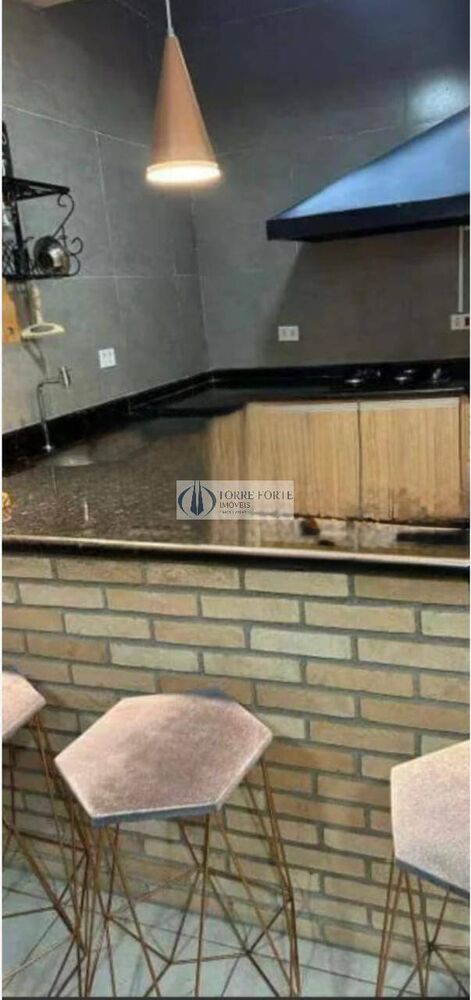 Sobrado, 3 quartos, 200 m² - Foto 1