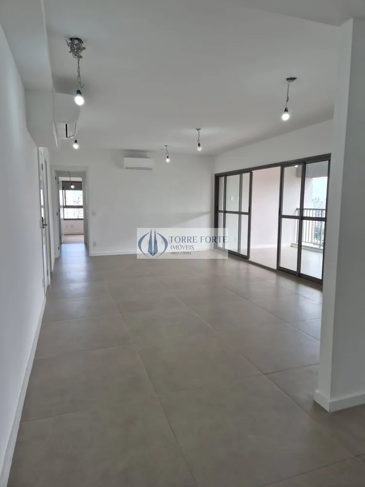 Apartamento, 3 quartos, 139 m² - Foto 2