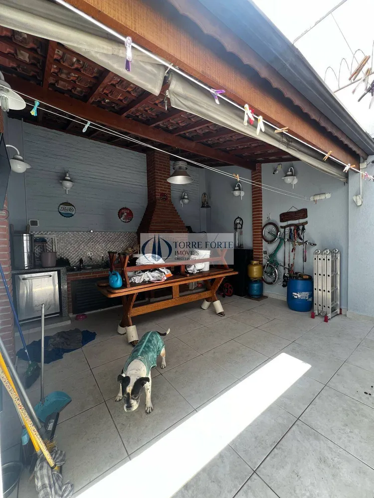 Casa, 4 quartos, 235 m² - Foto 3