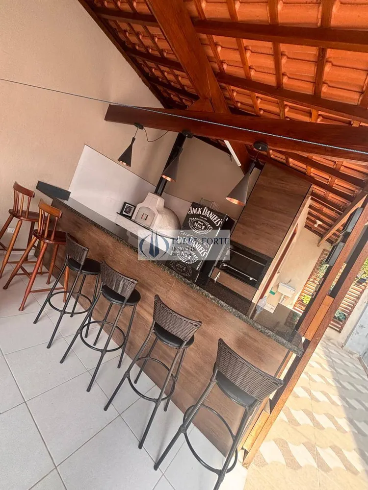 Sobrado, 3 quartos, 200 m² - Foto 4
