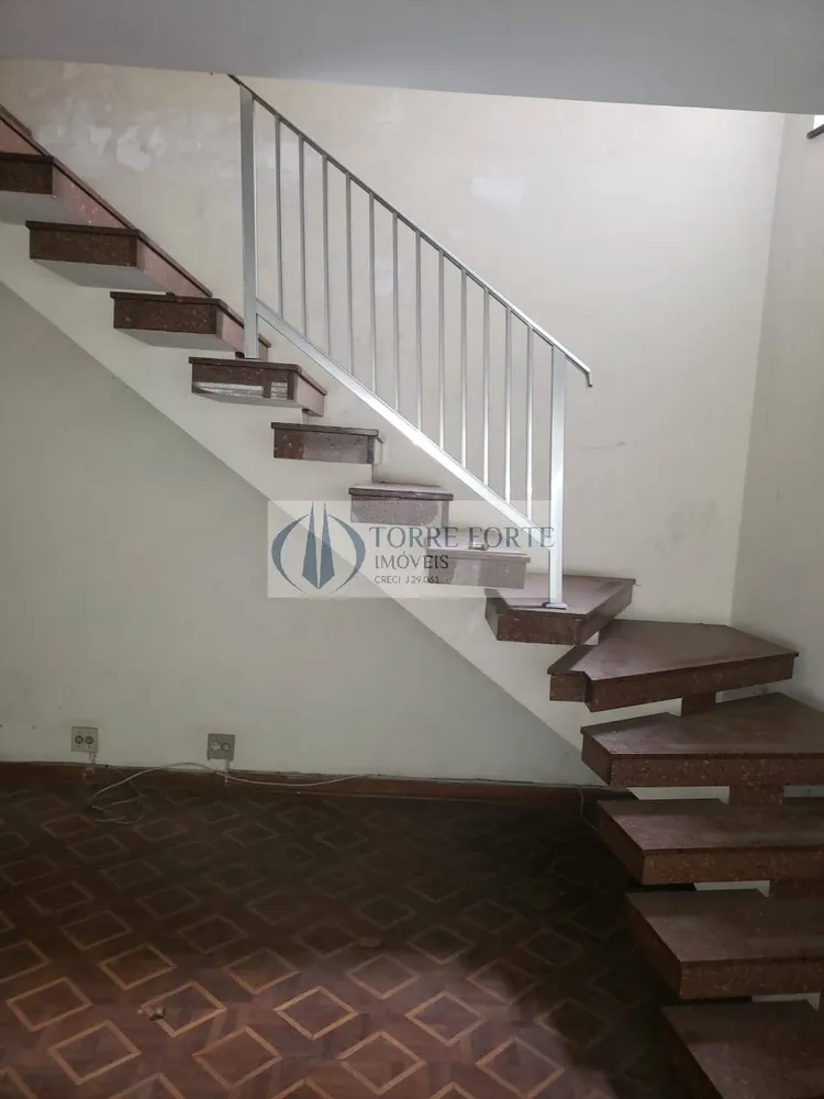 Casa, 4 quartos, 240 m² - Foto 2