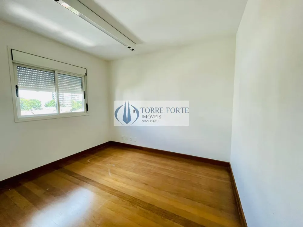 Apartamento, 3 quartos, 215 m² - Foto 5