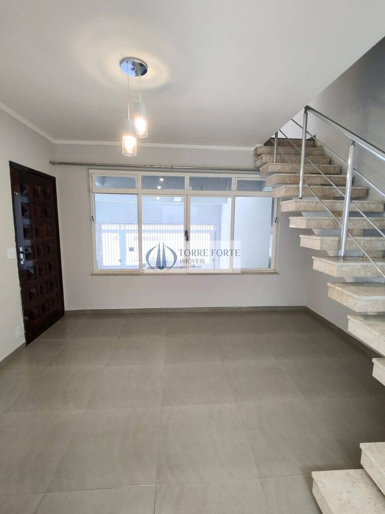 Casa, 5 quartos, 230 m² - Foto 1