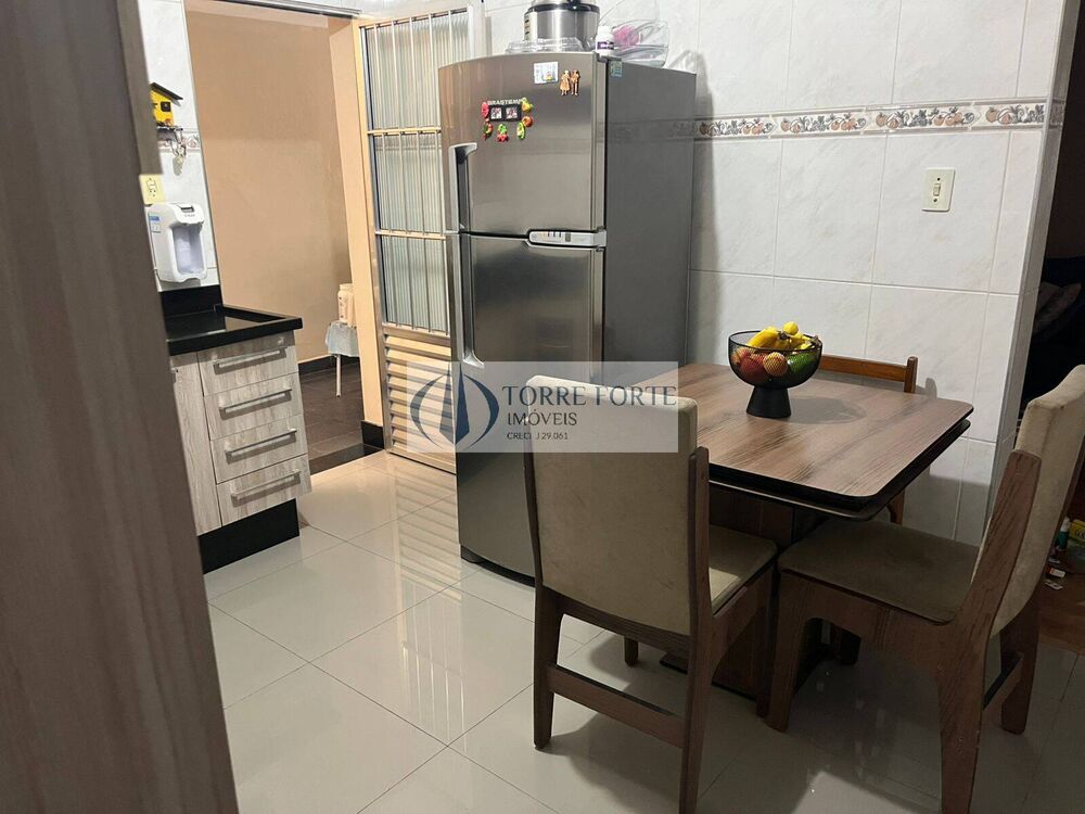 Casa, 4 quartos, 137 m² - Foto 2