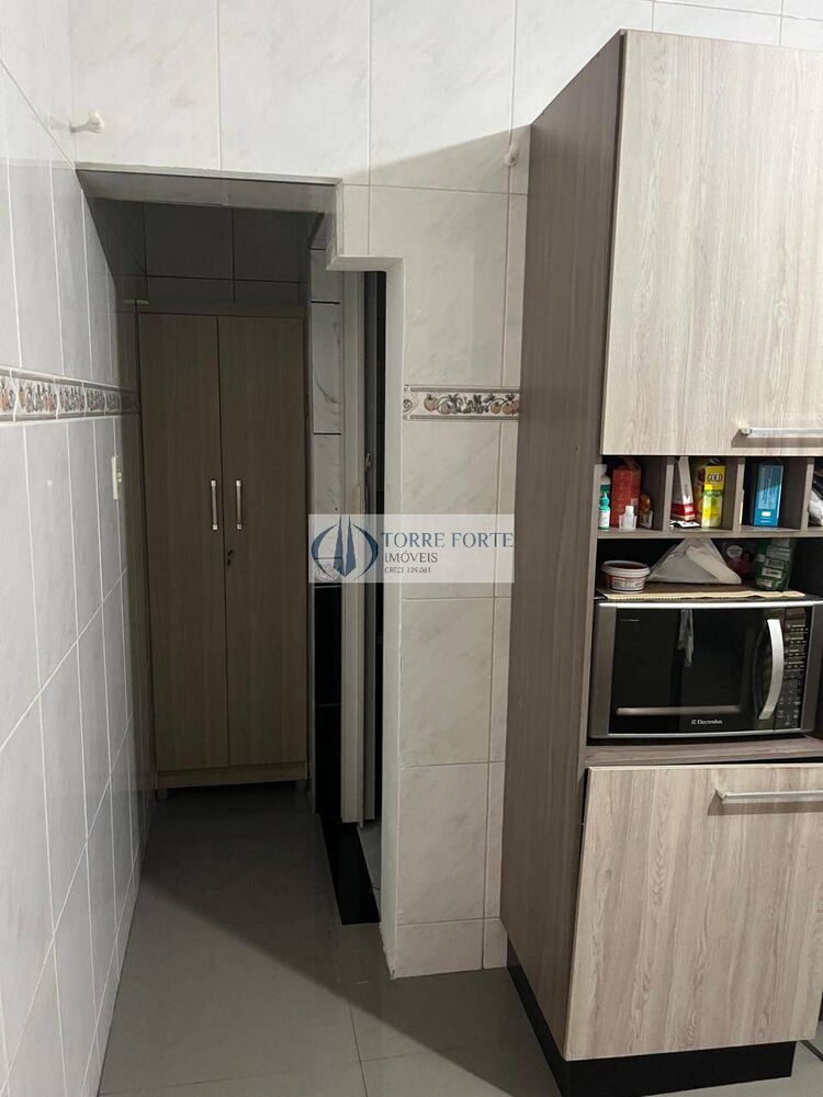 Casa, 4 quartos, 137 m² - Foto 1