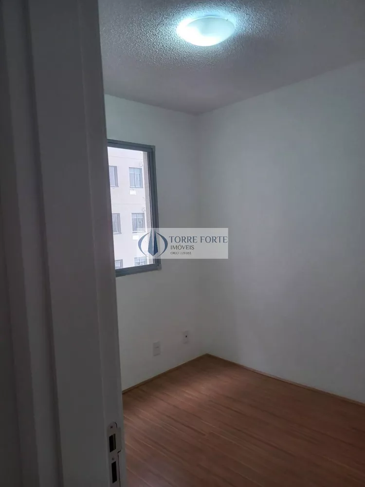 Apartamento à venda com 2 quartos, 44m² - Foto 3