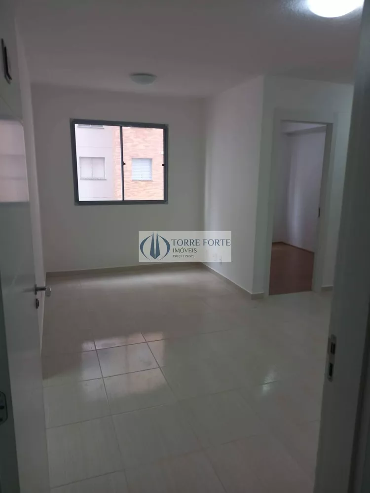 Apartamento à venda com 2 quartos, 44m² - Foto 1