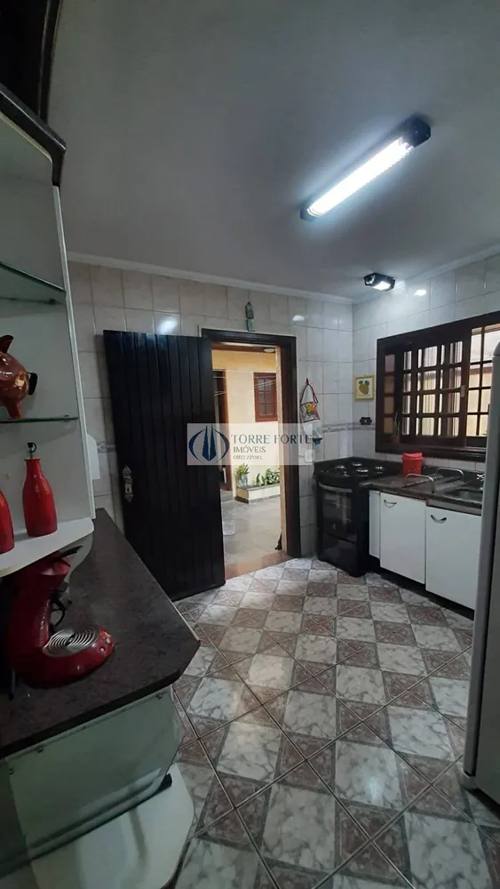 Casa, 3 quartos, 232 m² - Foto 4