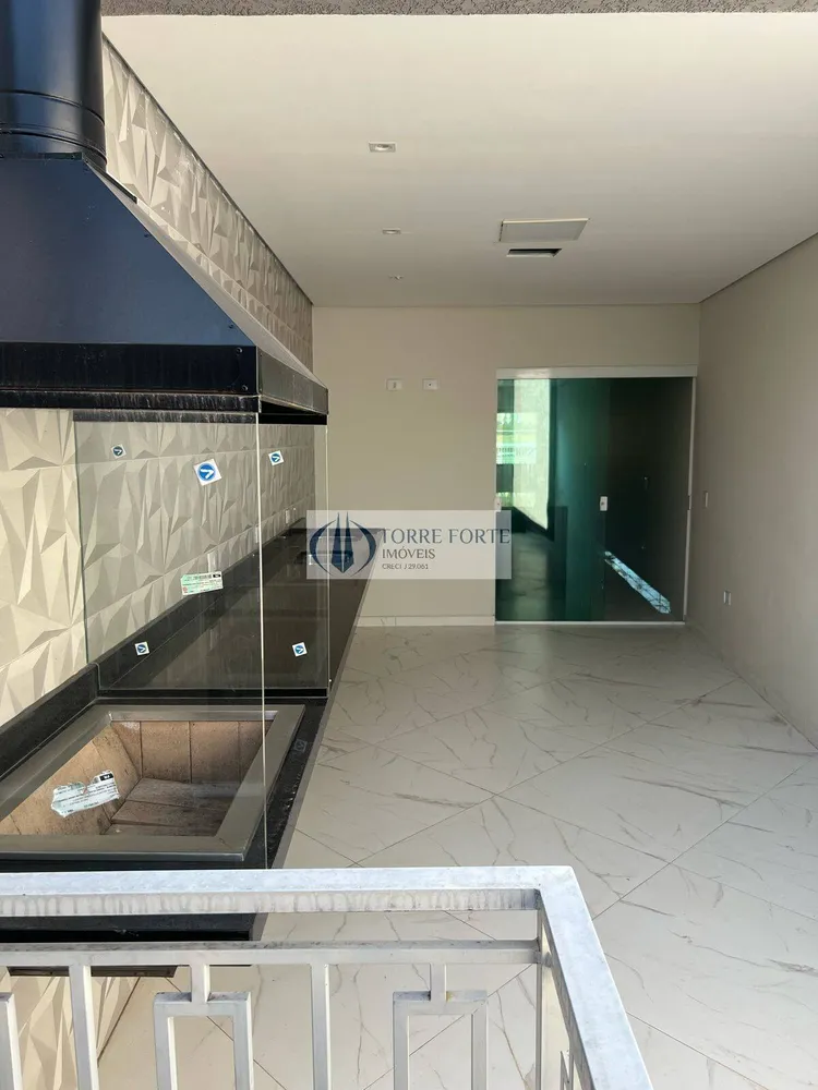 Casa, 3 quartos, 218 m² - Foto 2