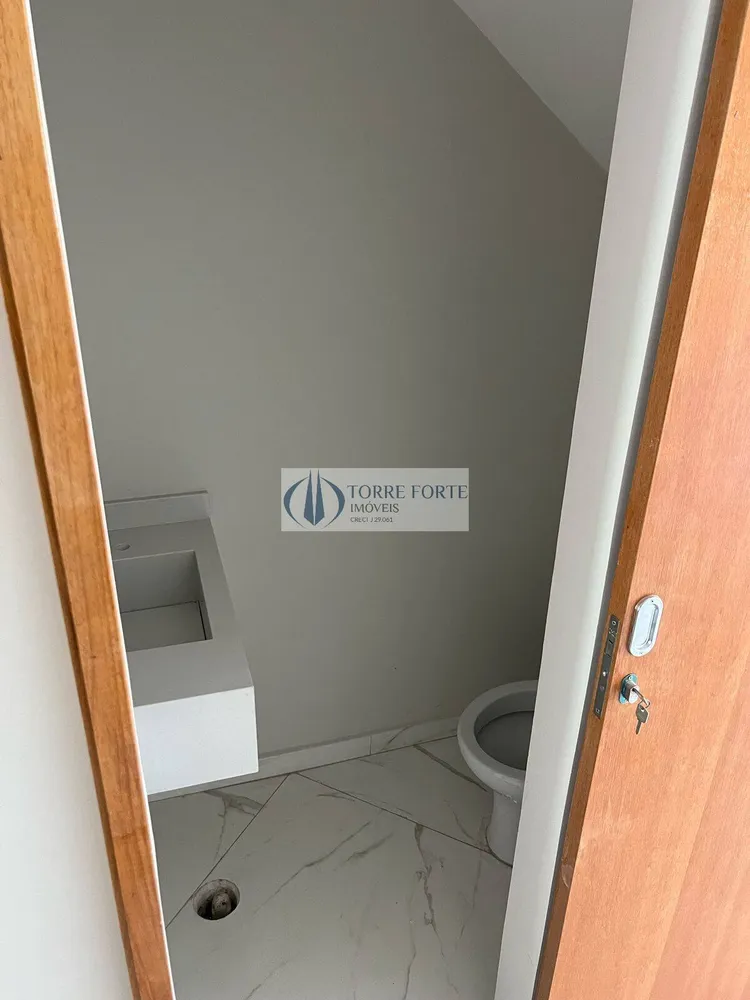 Casa, 3 quartos, 218 m² - Foto 4
