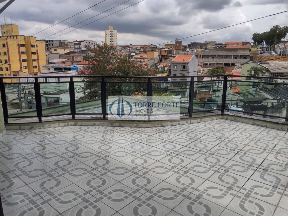 Sobrado à venda com 3 quartos, 245m² - Foto 4