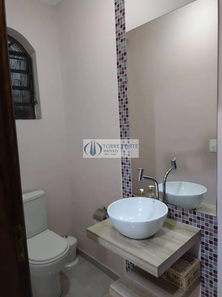 Sobrado, 3 quartos, 245 m² - Foto 1
