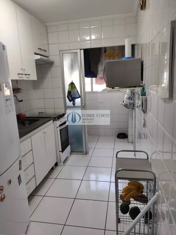 Apartamento à venda com 2 quartos, 57m² - Foto 3