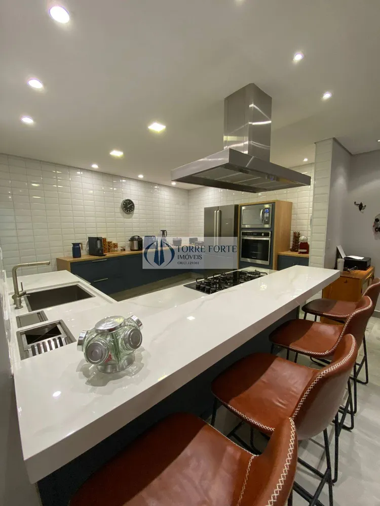 Casa, 3 quartos, 250 m² - Foto 4
