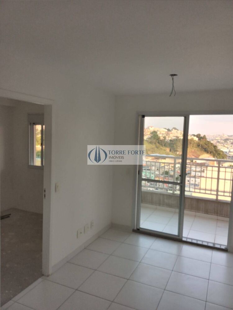Apartamento à venda com 1 quarto, 33m² - Foto 2