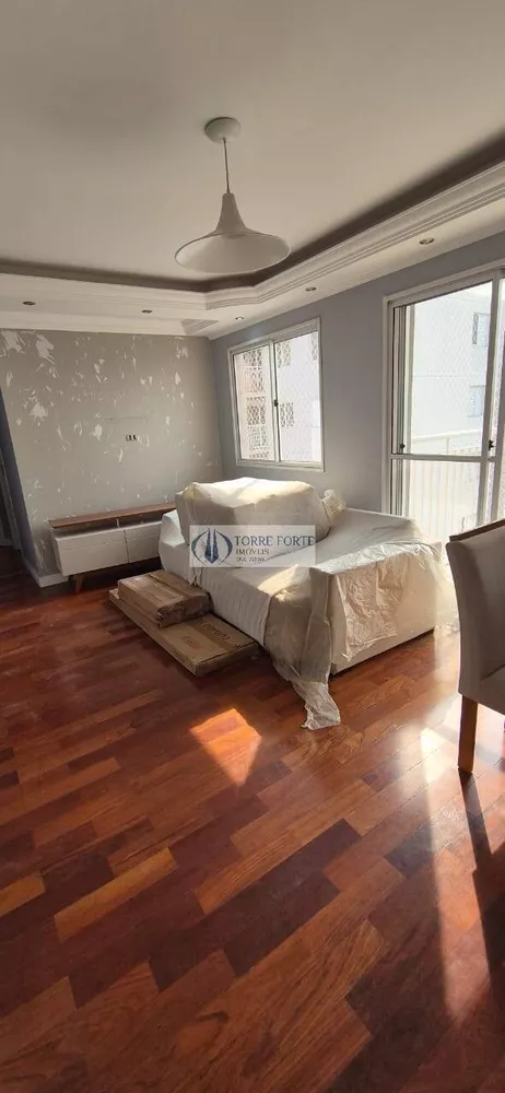 Apartamento à venda com 3 quartos, 67m² - Foto 3