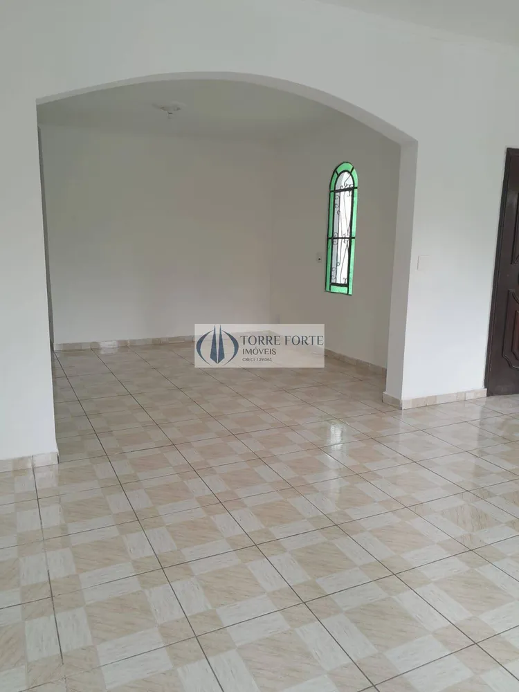 Casa, 3 quartos, 240 m² - Foto 3