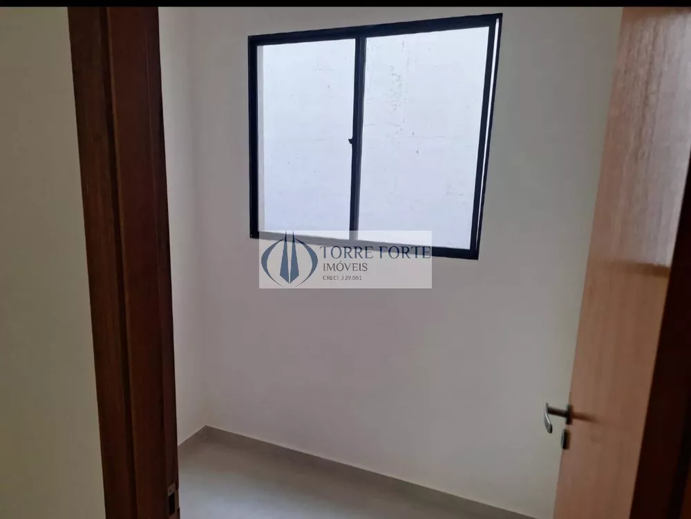 Apartamento à venda com 2 quartos, 28m² - Foto 2