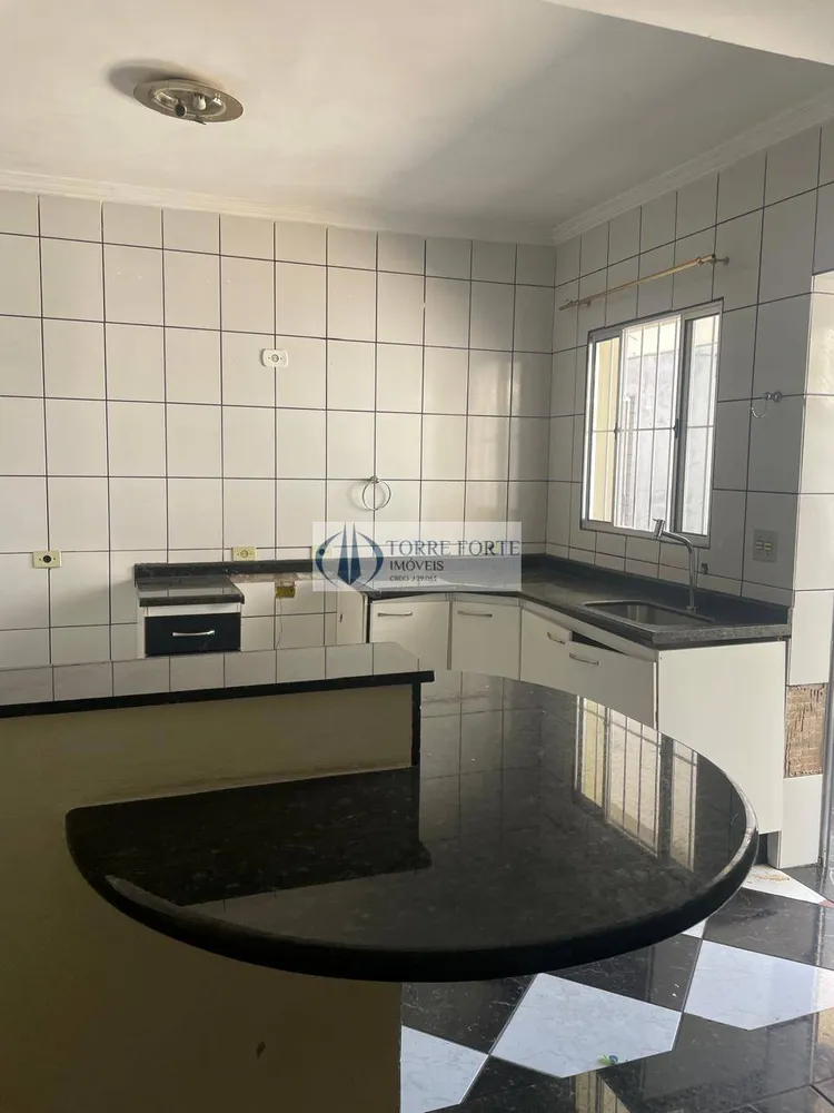 Casa, 3 quartos, 252 m² - Foto 3