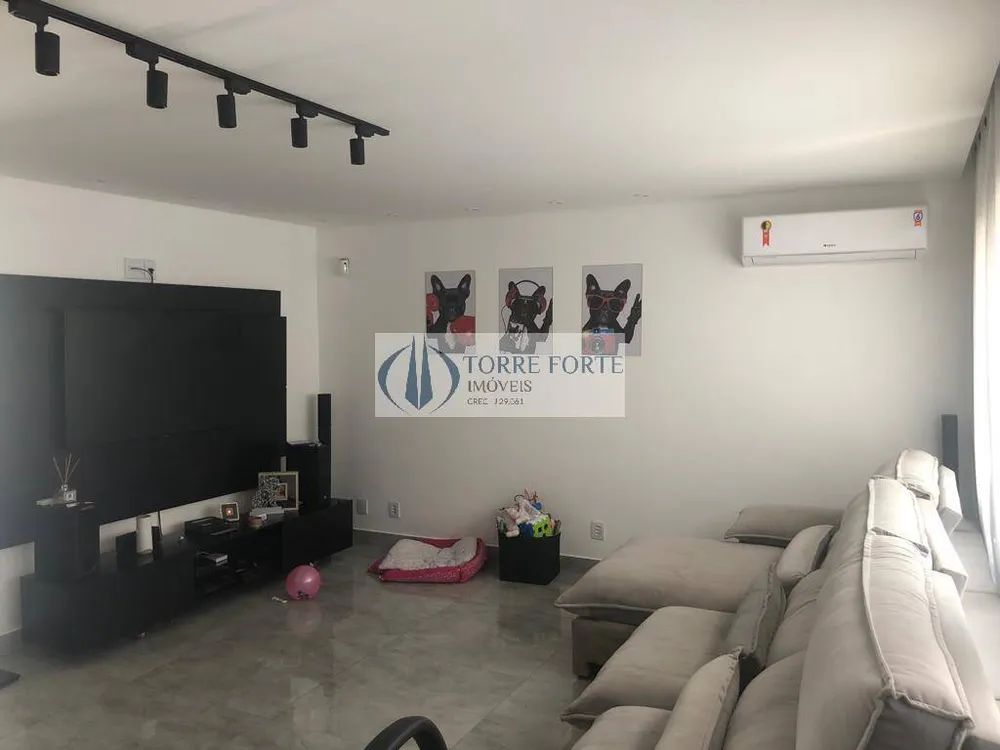 Sobrado, 3 quartos, 269 m² - Foto 2