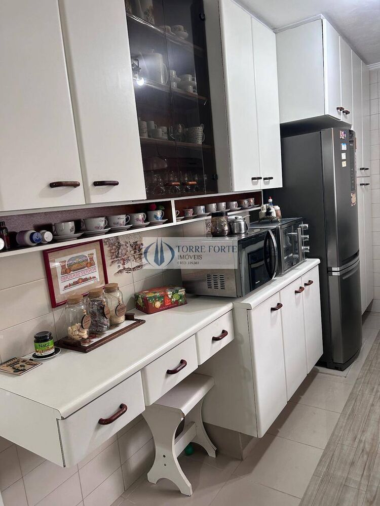 Casa, 3 quartos, 225 m² - Foto 2