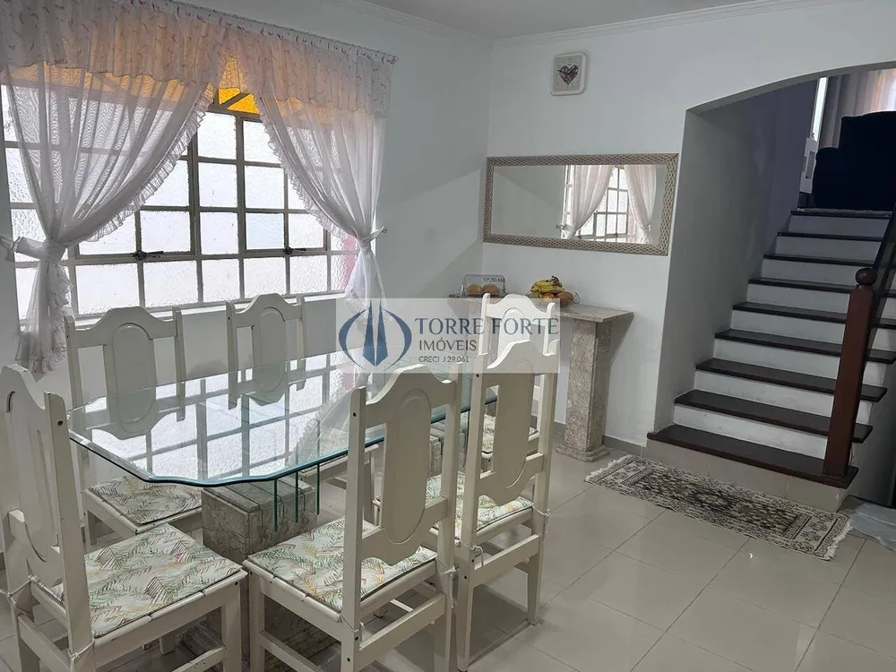 Casa, 3 quartos, 225 m² - Foto 9
