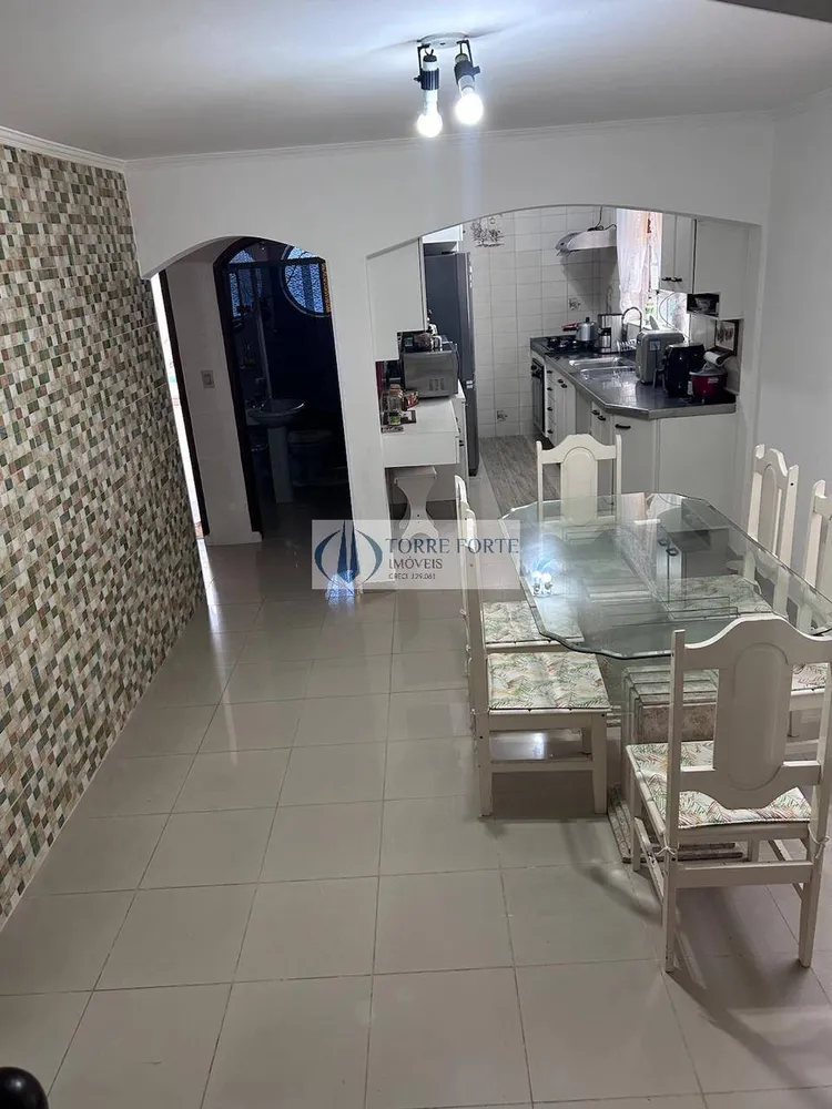 Casa, 3 quartos, 225 m² - Foto 11
