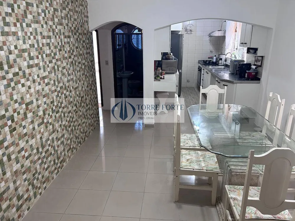 Casa, 3 quartos, 225 m² - Foto 10