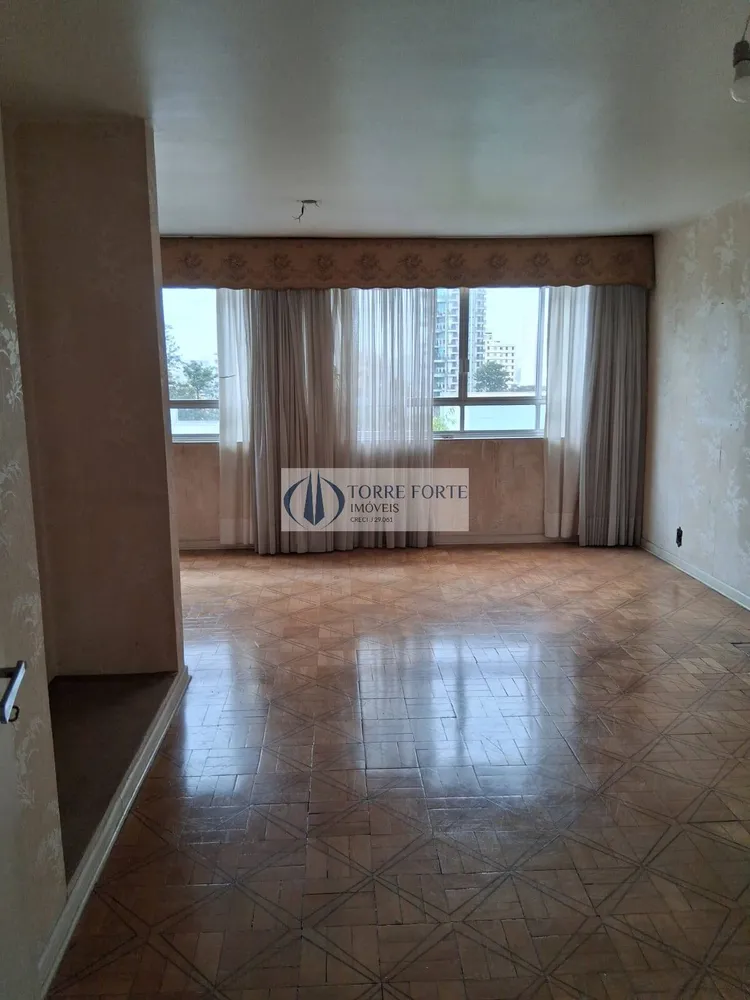 Apartamento, 3 quartos, 130 m² - Foto 2