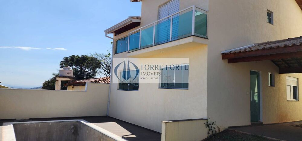 Casa à venda com 3 quartos, 260m² - Foto 1