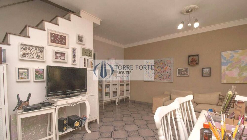 Casa, 4 quartos, 228 m² - Foto 2