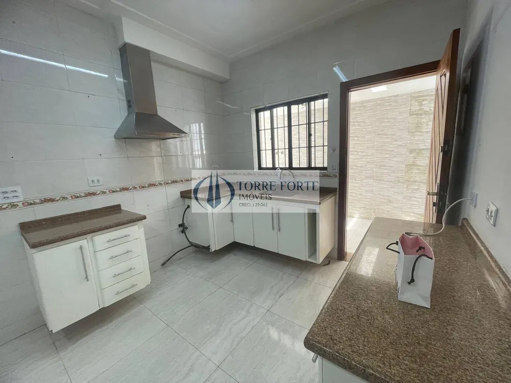 Casa, 3 quartos, 210 m² - Foto 5