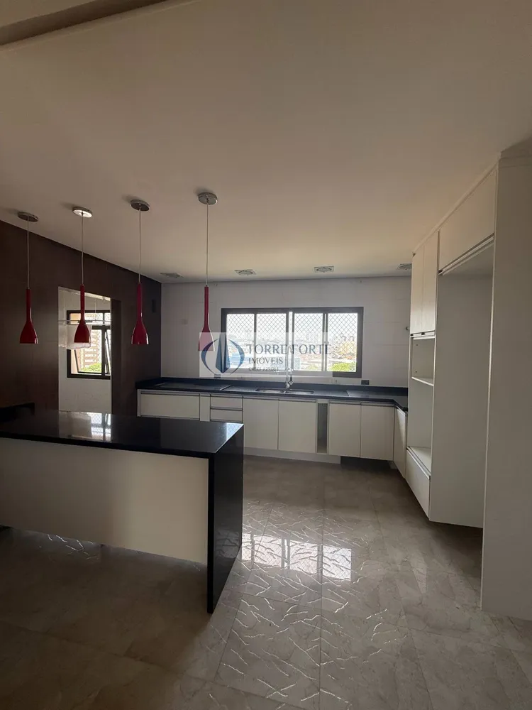 Apartamento, 3 quartos, 132 m² - Foto 1