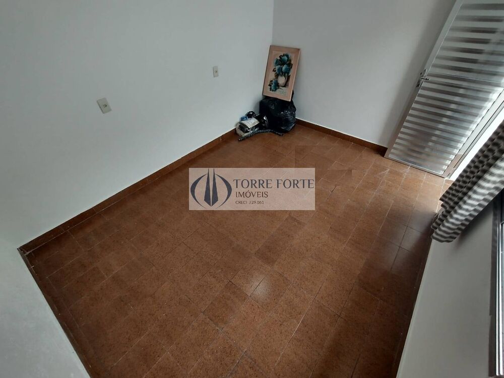 Sobrado à venda com 3 quartos, 140m² - Foto 2