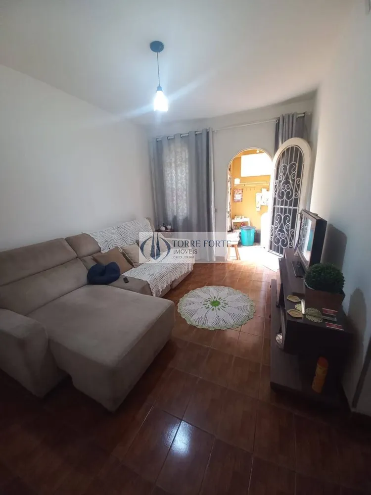Casa, 3 quartos, 176 m² - Foto 1