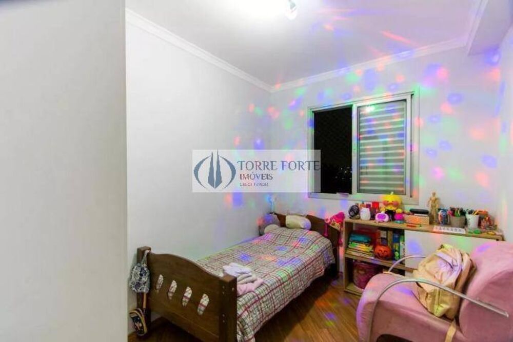 Apartamento à venda com 3 quartos, 60m² - Foto 3