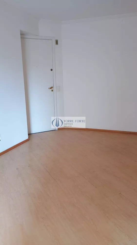 Apartamento à venda com 2 quartos, 58m² - Foto 4