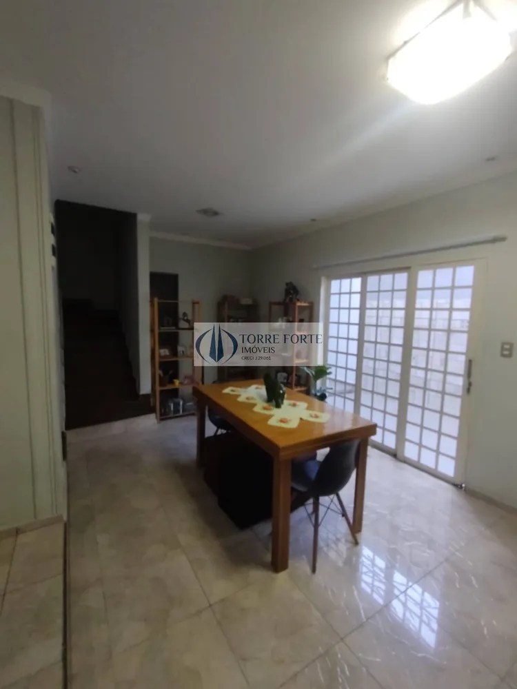 Sobrado, 3 quartos, 200 m² - Foto 1