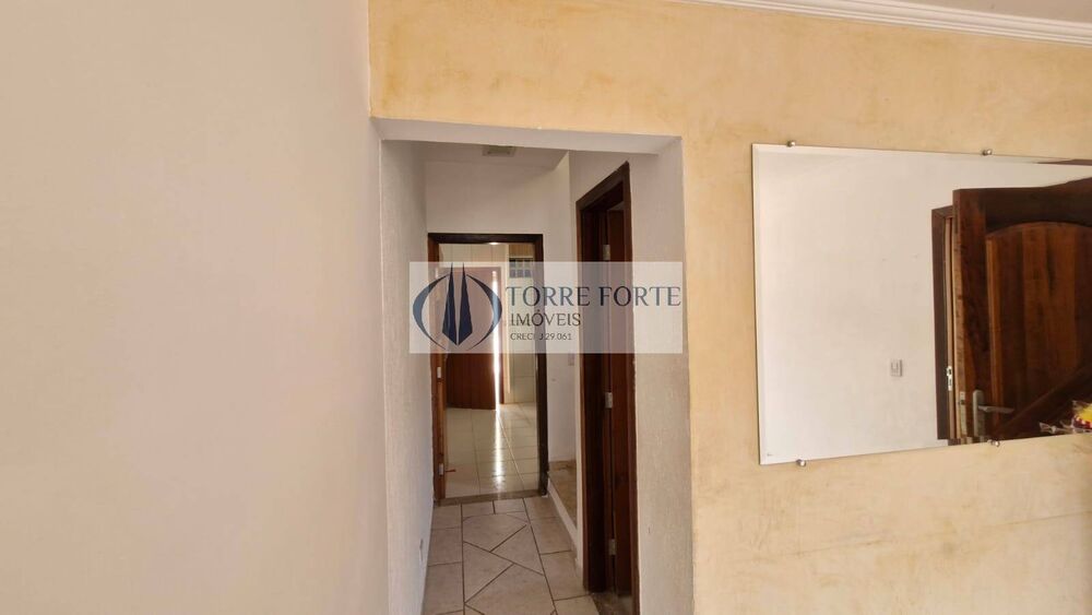 Casa à venda com 2 quartos, 250m² - Foto 4