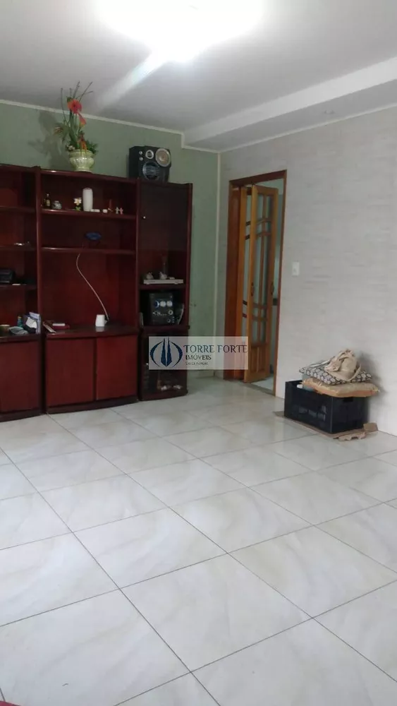 Apartamento à venda com 3 quartos, 150m² - Foto 2