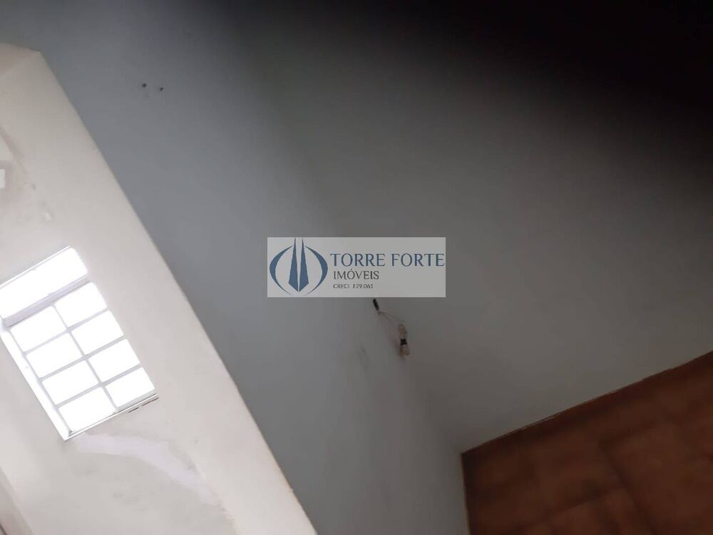 Casa à venda com 2 quartos, 120m² - Foto 16
